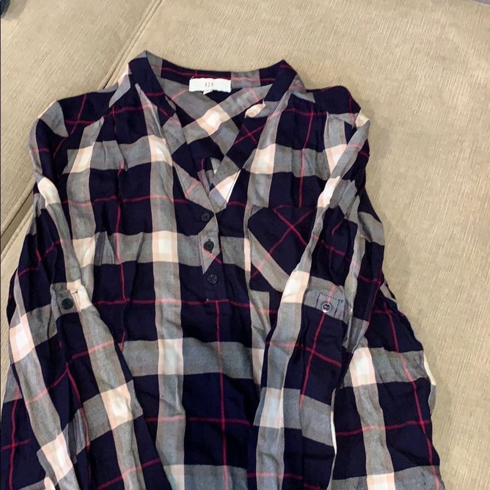 One Pocket Top - Picture 3 of 5